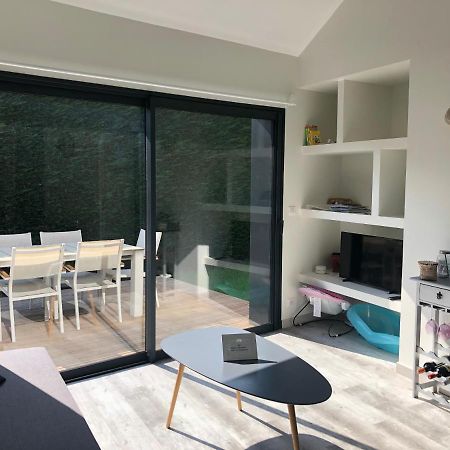 t2 indépendant dans maison avec piscine proche bordeaux Eysines Exterior foto