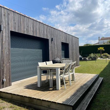 t2 indépendant dans maison avec piscine proche bordeaux Eysines Exterior foto
