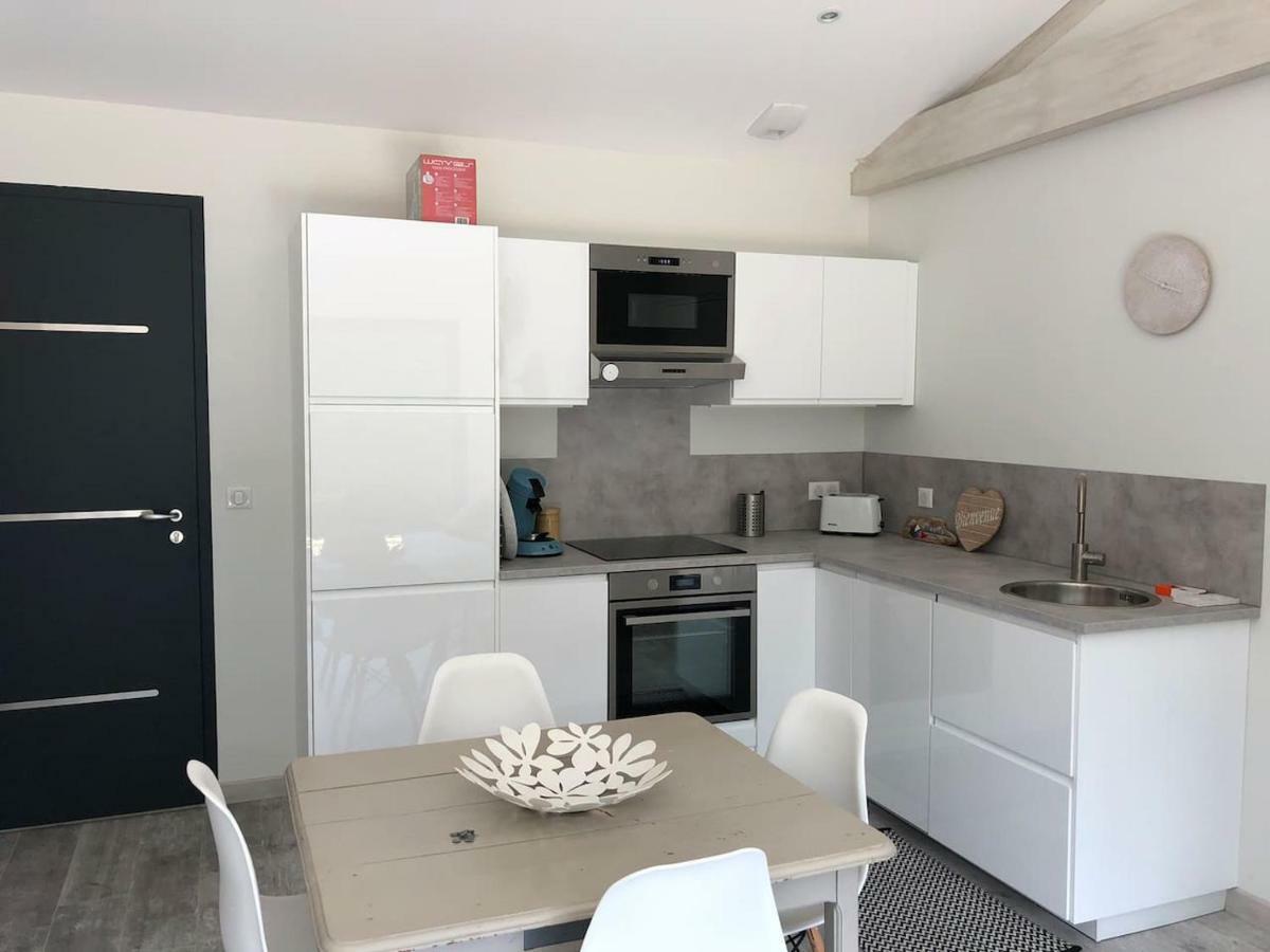 t2 indépendant dans maison avec piscine proche bordeaux Eysines Exterior foto