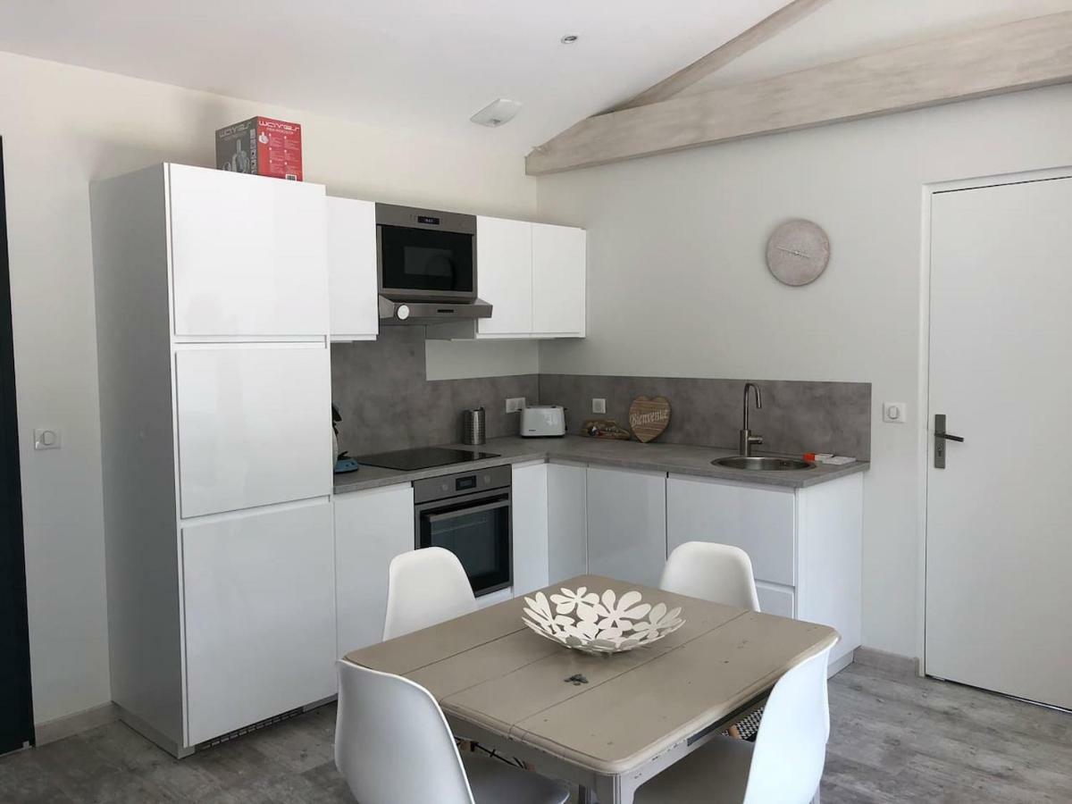 t2 indépendant dans maison avec piscine proche bordeaux Eysines Exterior foto